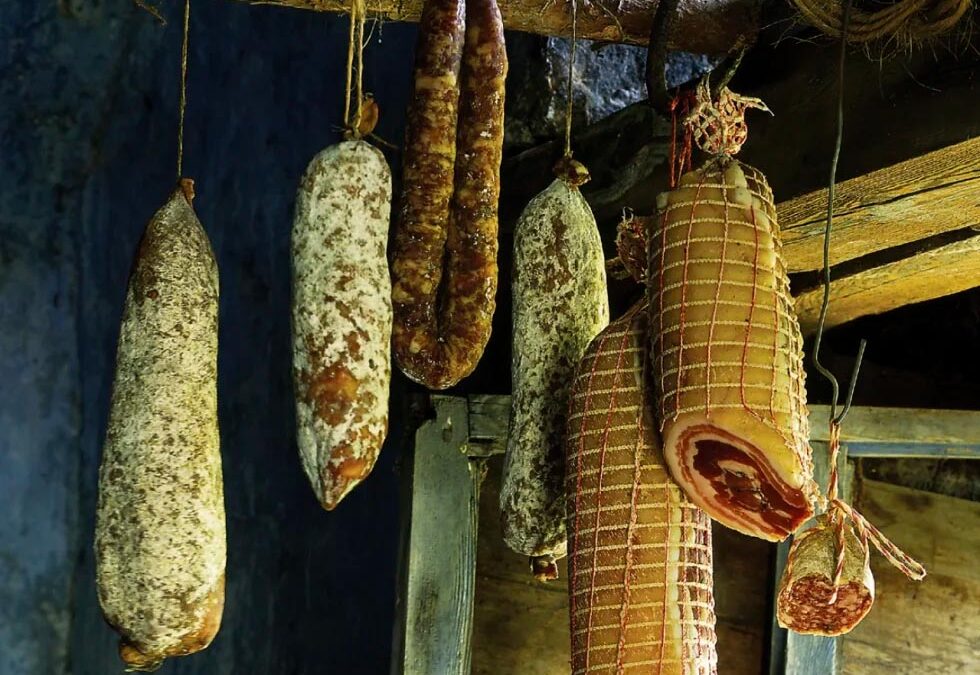 Tagli grafici inaspettati per i sapori tipici.